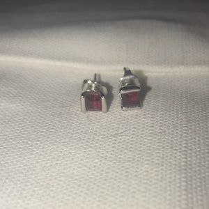 Red earring studs